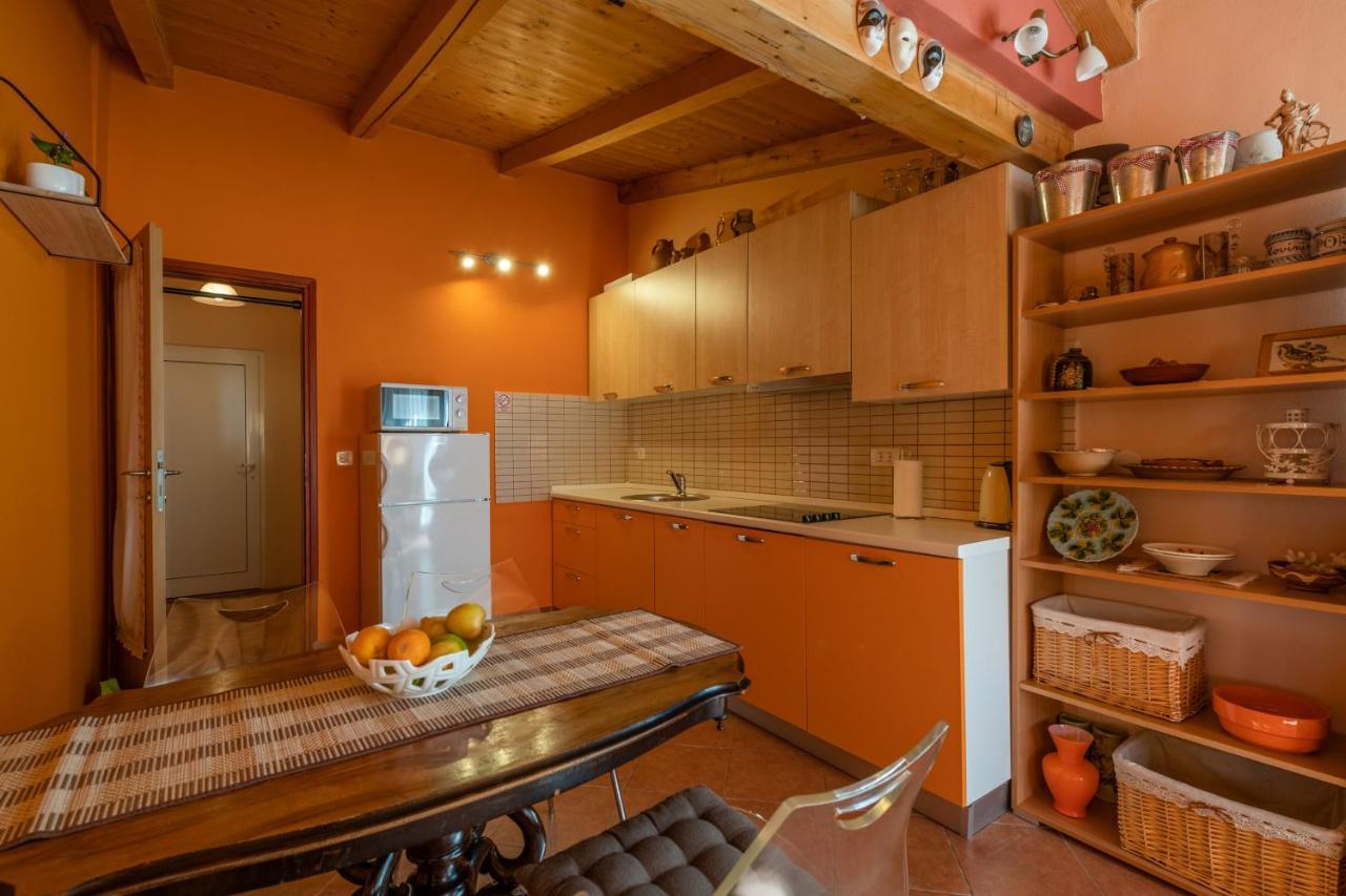 רוביני Apartment Orange 29 מראה חיצוני תמונה