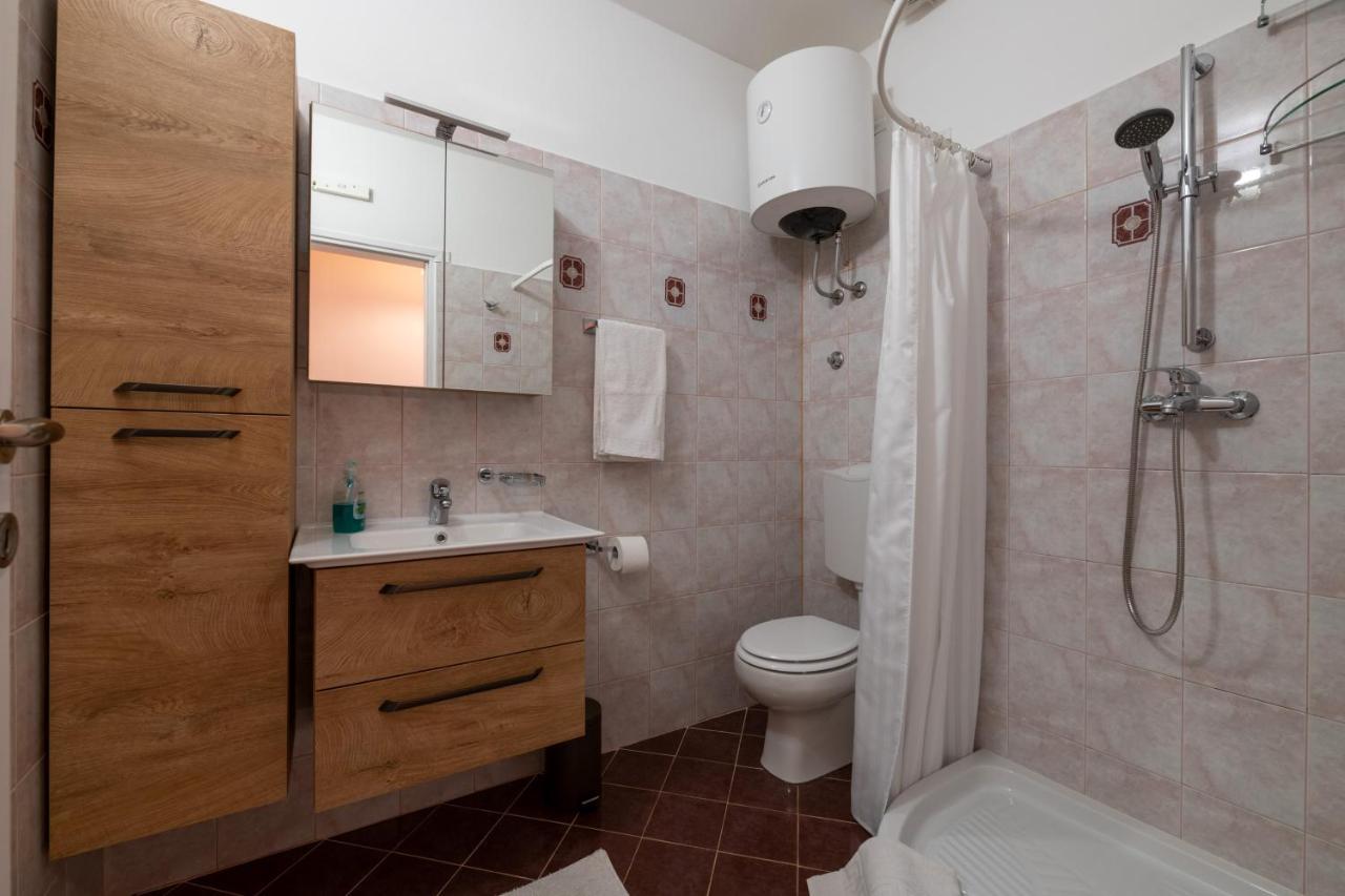 רוביני Apartment Orange 29 מראה חיצוני תמונה